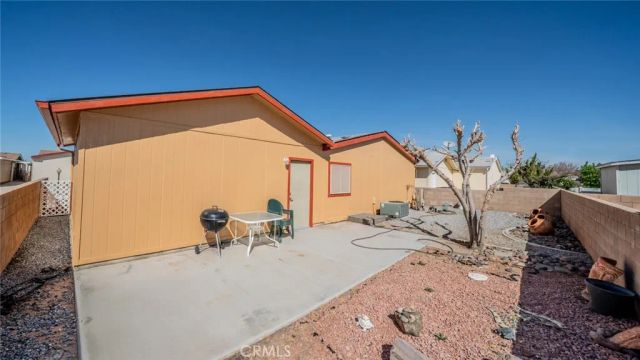22241 Nisqually 74, Apple Valley, CA 92308