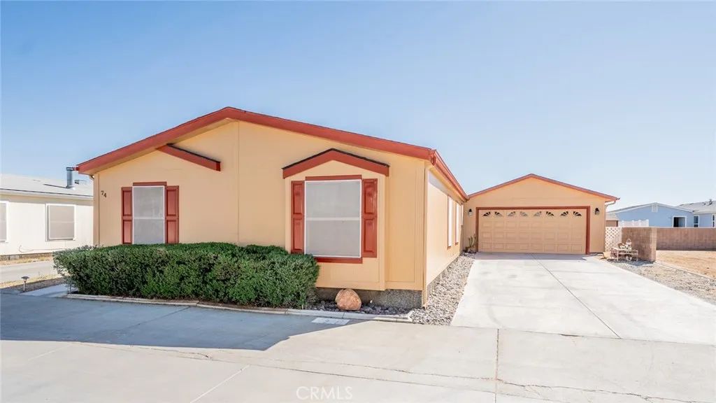 22241 Nisqually 74, Apple Valley, CA 92308