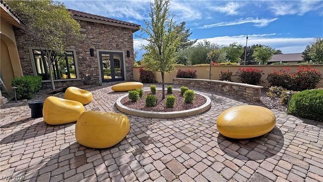 5226 Lignum Avenue 1, Pahrump, NV 89061