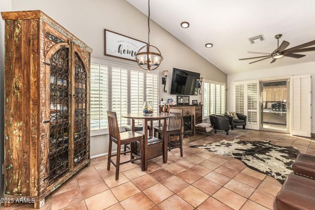 1426 N SPIRE Court, Chandler, AZ 85224