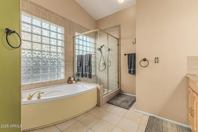 1426 N SPIRE Court, Chandler, AZ 85224