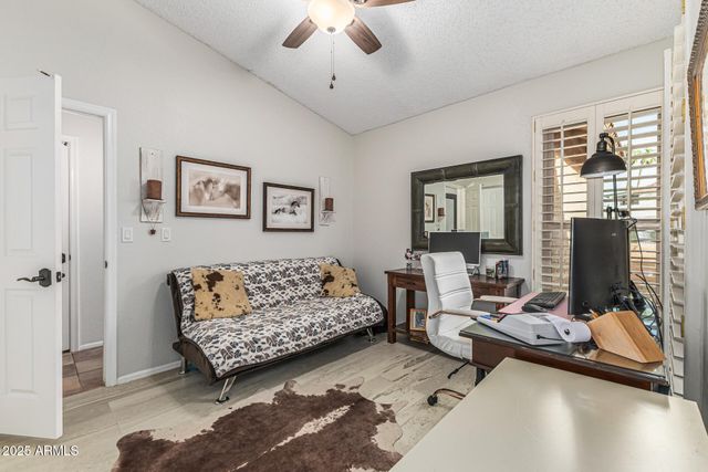 1426 N SPIRE Court, Chandler, AZ 85224