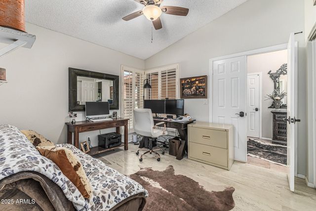 1426 N SPIRE Court, Chandler, AZ 85224