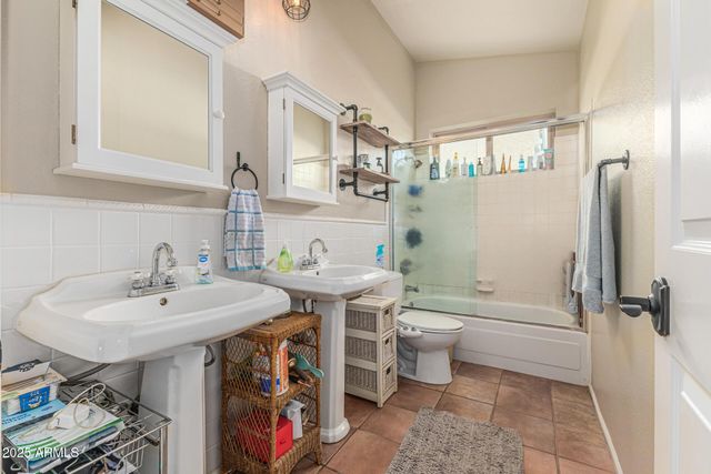 1426 N SPIRE Court, Chandler, AZ 85224