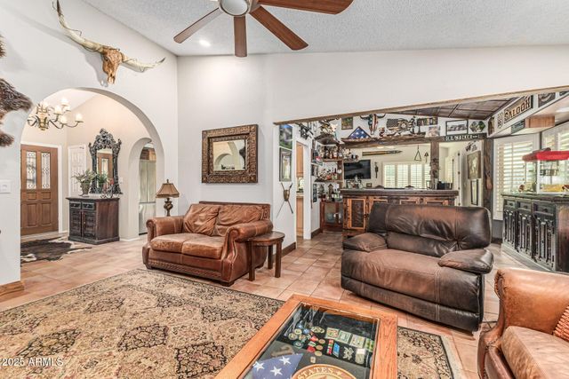 1426 N SPIRE Court, Chandler, AZ 85224