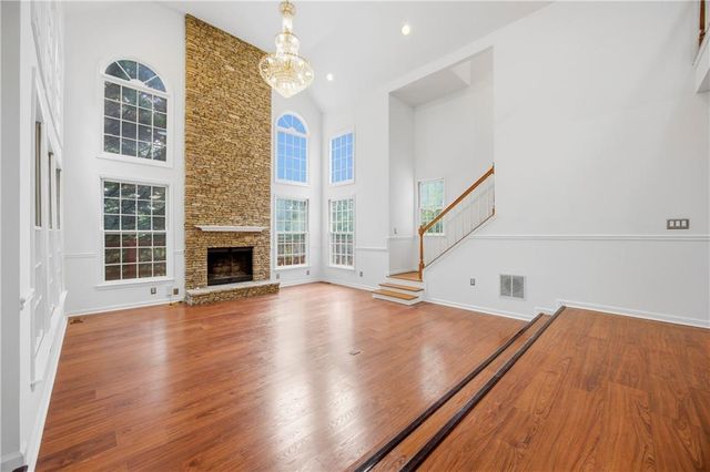 2115 Wildwood Lake Drive, Suwanee, GA 30024