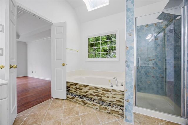 2115 Wildwood Lake Drive, Suwanee, GA 30024