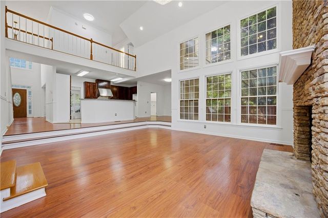 2115 Wildwood Lake Drive, Suwanee, GA 30024