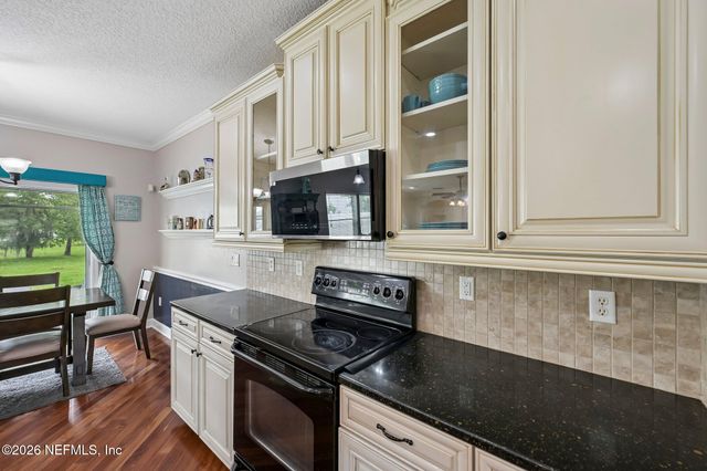 1112 PINE ISLAND Court, Middleburg, FL 32068