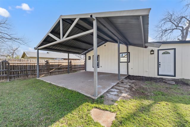 108 E 9th Street, Valley Mills, TX 76689
