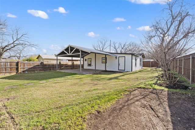 108 E 9th Street, Valley Mills, TX 76689
