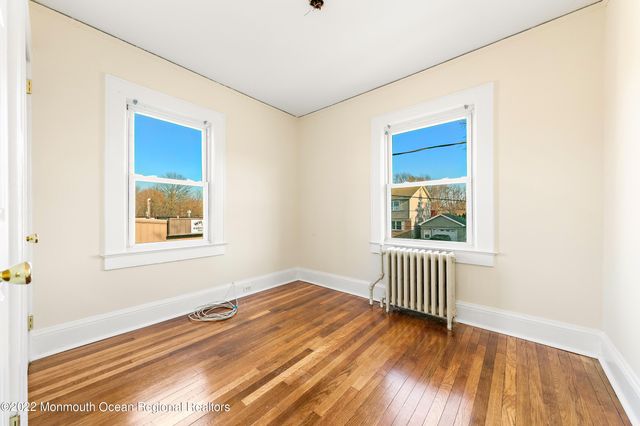 13 Lake Drive, Oceanport, NJ 07757