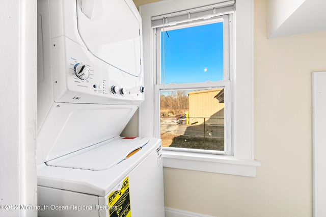 13 Lake Drive, Oceanport, NJ 07757