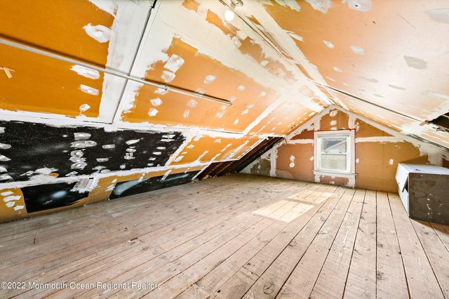 13 Lake Drive, Oceanport, NJ 07757