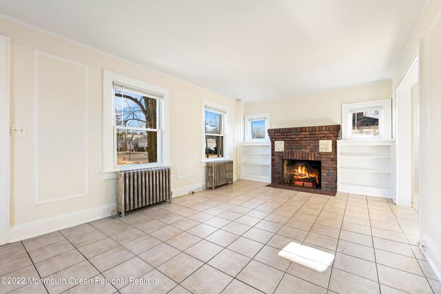 13 Lake Drive, Oceanport, NJ 07757