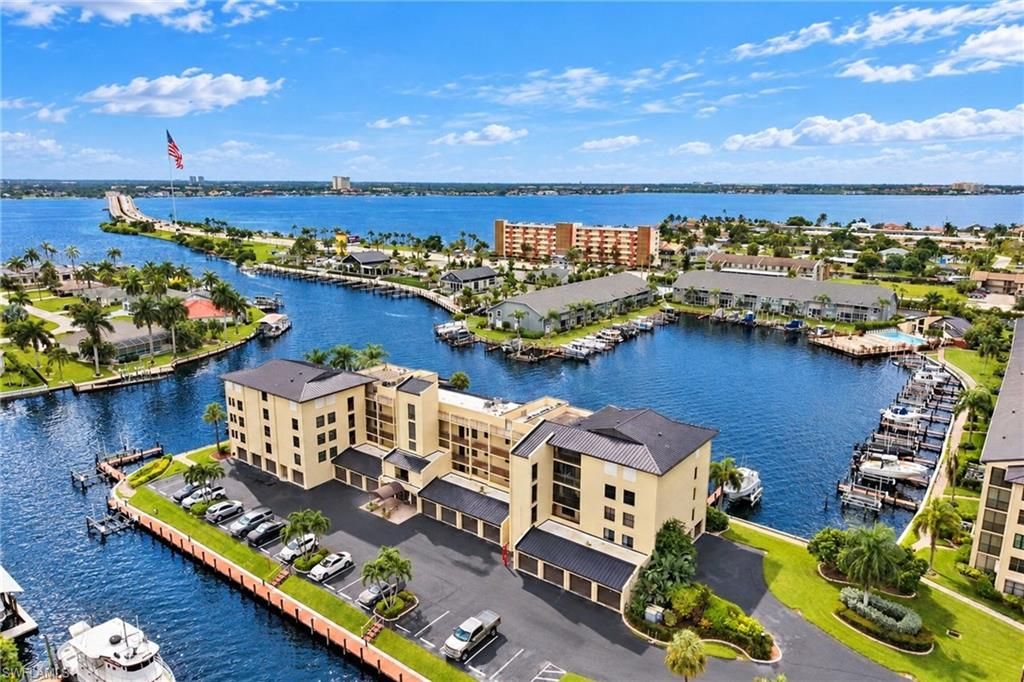 Image 1 of property listing at 4647 17th PL 202, Cape Coral, FL 33904