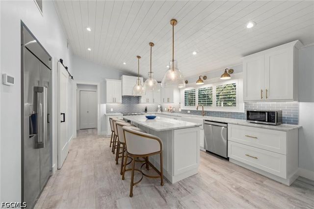 4775 Rue Helene, Sanibel, FL 33957