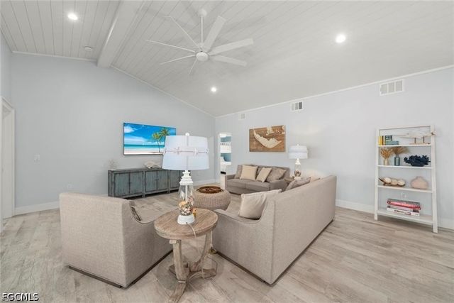 4775 Rue Helene, Sanibel, FL 33957