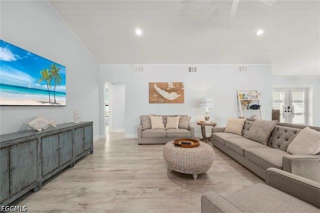 4775 Rue Helene, Sanibel, FL 33957