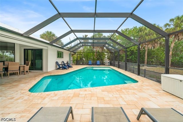 4775 Rue Helene, Sanibel, FL 33957