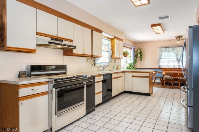 14 Garden Ave, Wharton Boro, NJ 07885
