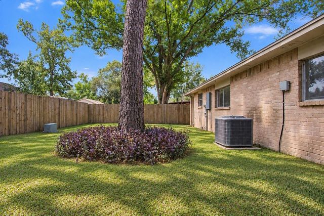 4502 Quailgate Drive, Spring, TX 77373