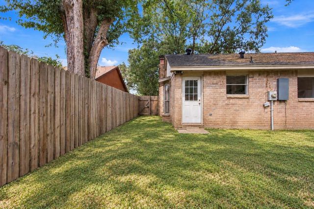 4502 Quailgate Drive, Spring, TX 77373