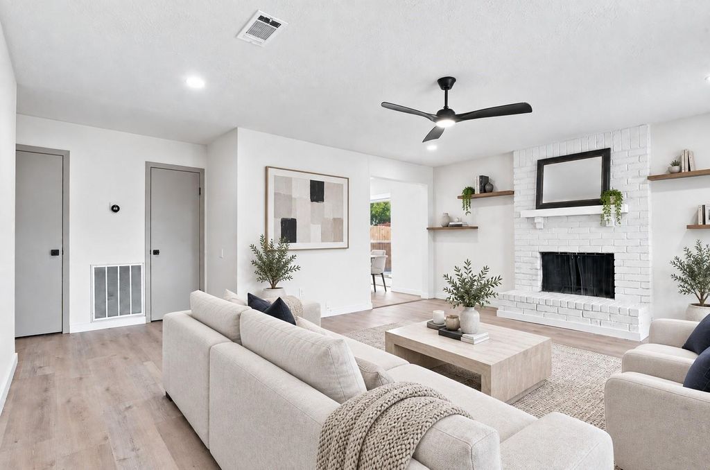 4502 Quailgate Drive, Spring, TX 77373