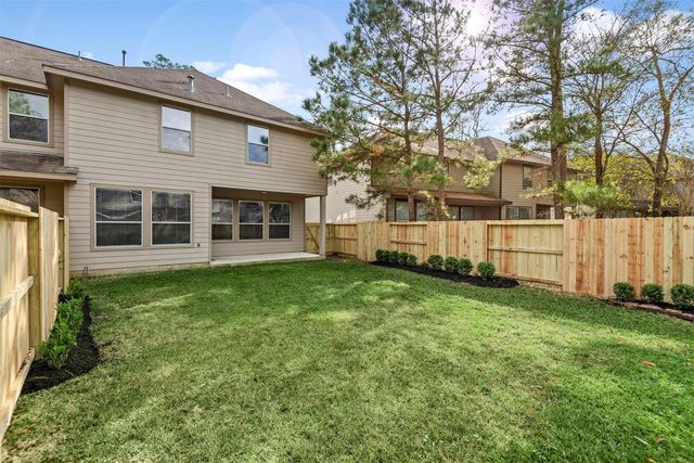 19 E Twinvale Loop, The Woodlands, TX 77384