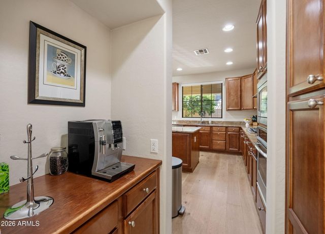 3963 E MORNING DOVE Trail, Phoenix, AZ 85050
