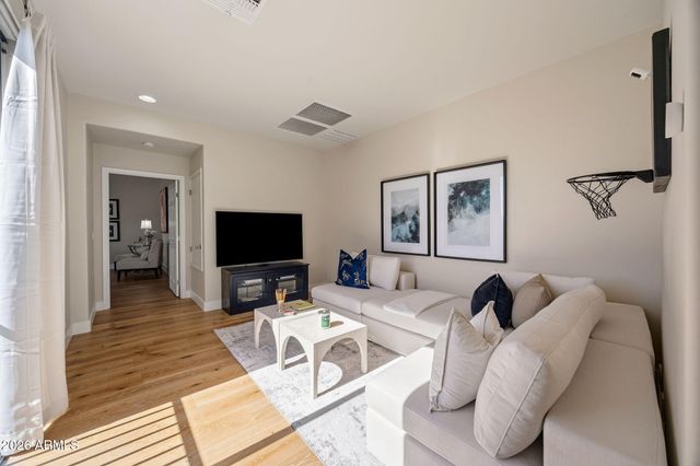 3963 E MORNING DOVE Trail, Phoenix, AZ 85050