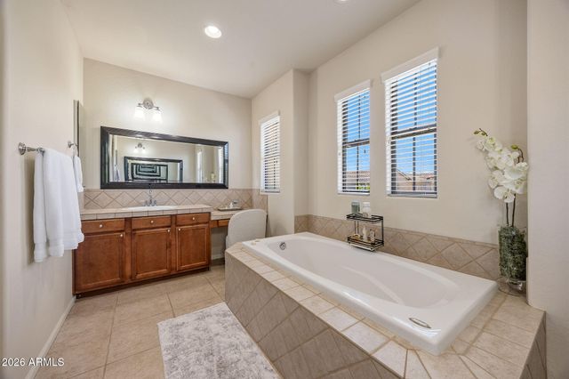 3963 E MORNING DOVE Trail, Phoenix, AZ 85050