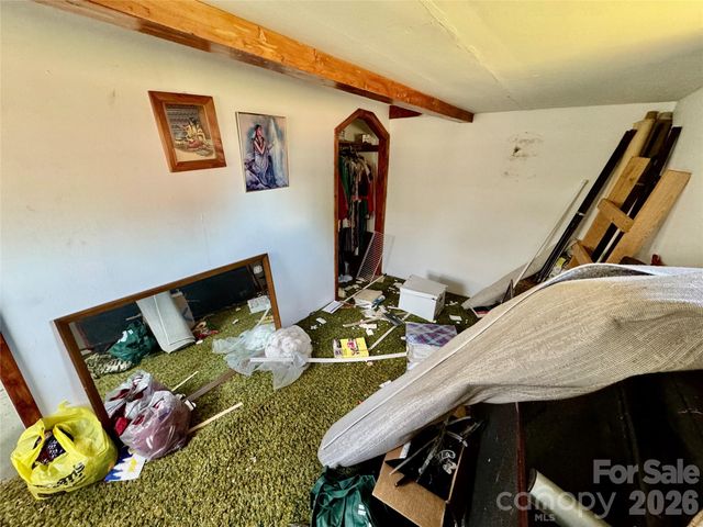 1263 NC 16 Highway N, Taylorsville, NC 28681