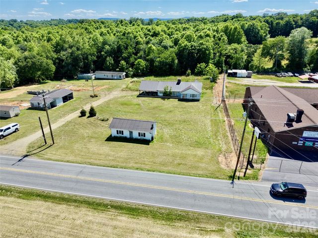 1263 NC 16 Highway N, Taylorsville, NC 28681