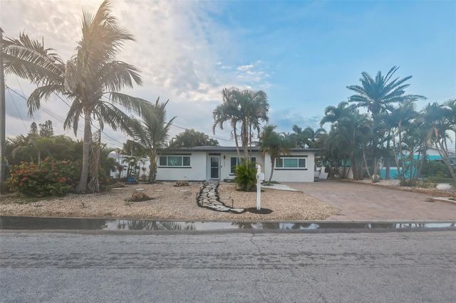 747 PRUITT DRIVE, Madeira Beach, FL 33708