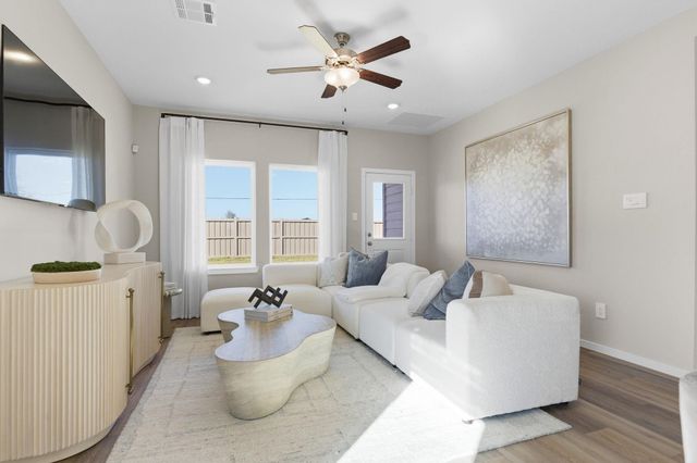 1503 Splashing Wave, Iowa Colony, TX 77583