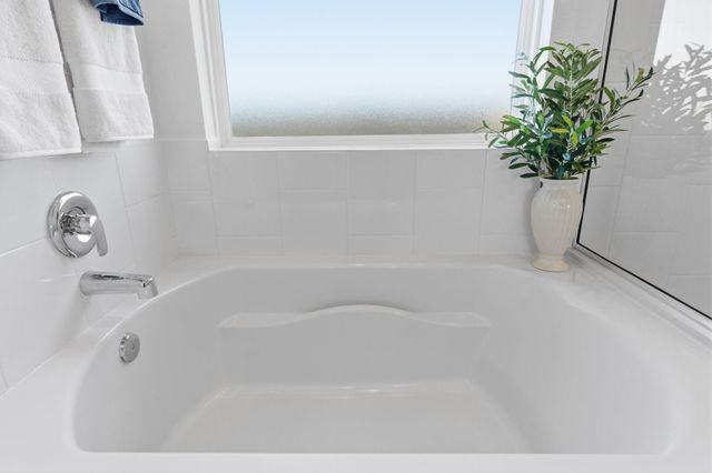 1503 Splashing Wave, Iowa Colony, TX 77583