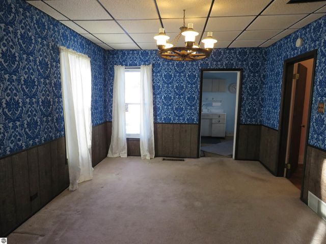 605 E Garfield Street, Cadillac, MI 49601