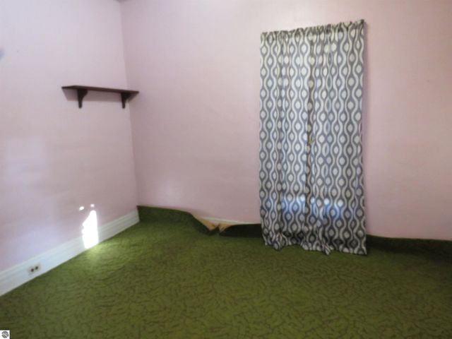 605 E Garfield Street, Cadillac, MI 49601