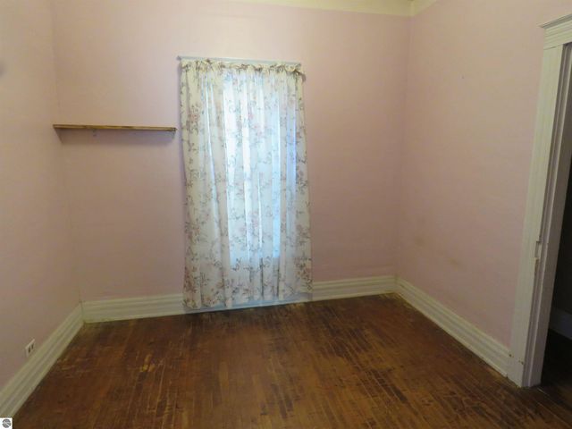 605 E Garfield Street, Cadillac, MI 49601