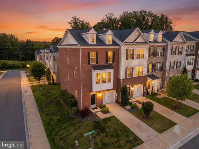 8700 SWEET LAUREN CT, Upper Marlboro, MD 20772
