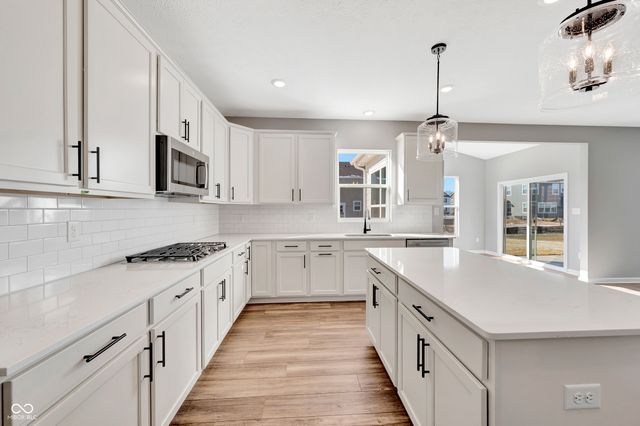 17051 Silo Ridge Way, Noblesville, IN 46060