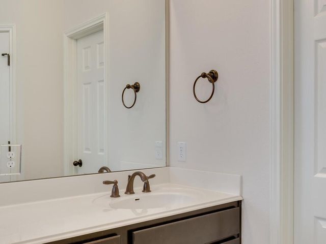 2200 Hilltop Climb DR, Leander, TX 78641