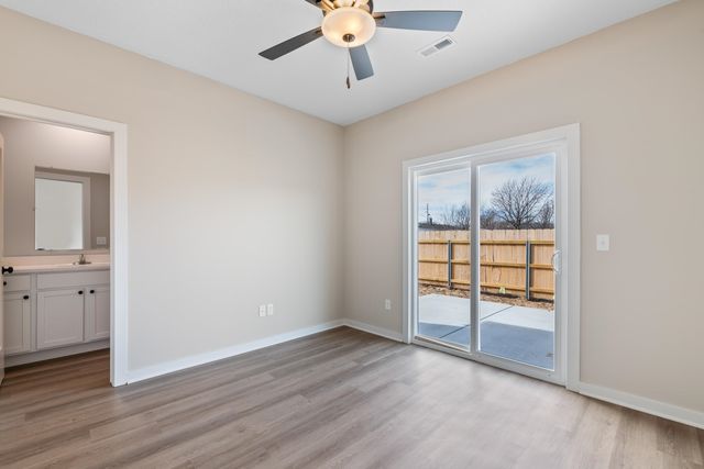 2445 W MacArthur Ct, Wichita, KS 67217