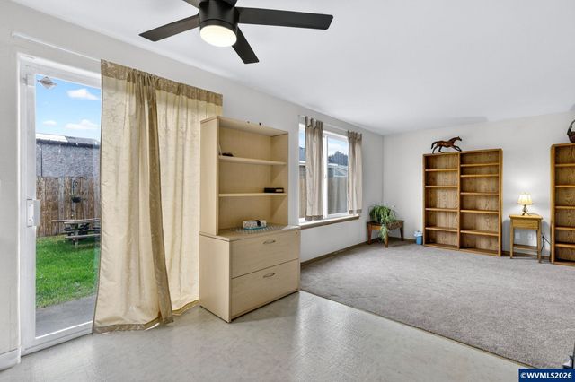147 E Fir Dr, Gervais, OR 97026