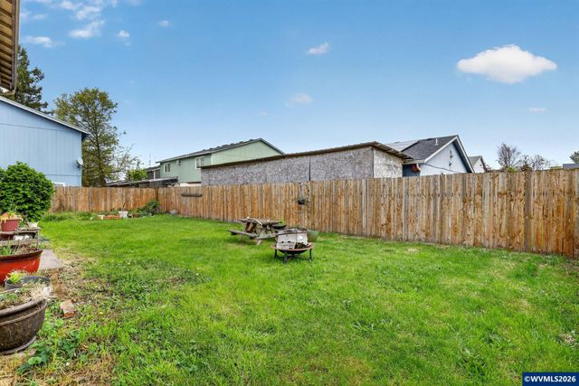 147 E Fir Dr, Gervais, OR 97026