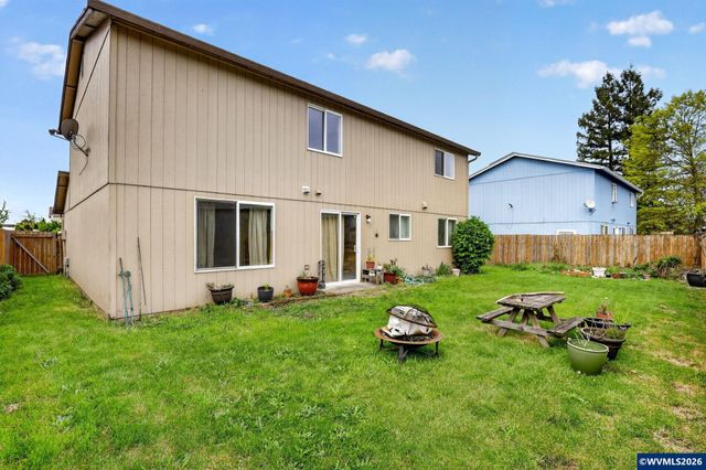 147 E Fir Dr, Gervais, OR 97026