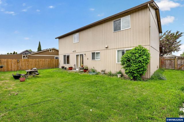147 E Fir Dr, Gervais, OR 97026