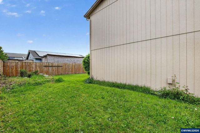147 E Fir Dr, Gervais, OR 97026
