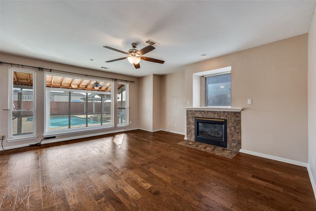 3708 Muirfield Drive, Carrollton, TX 75007